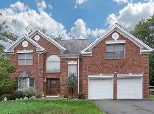 1 McGuire Ct, Montvale, NJ 07645