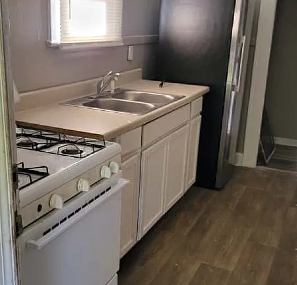 933 N Ewing St #B — Photo 5