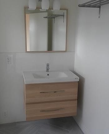 4th image of 4846 Rosewood Ave APT 1