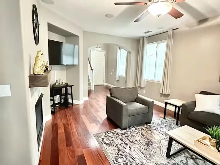 4260 Colorado Ave — Photo 12