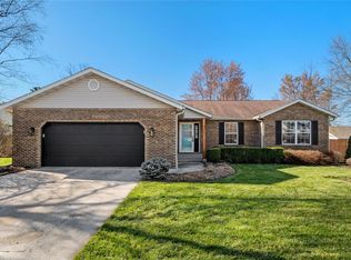 627 Shamrock Dr, O Fallon, IL 62269