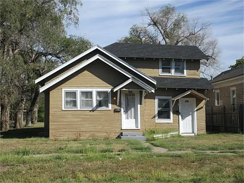 310 W 6th Ave Photo 1