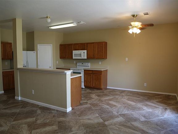 5th image of 1525 Merryvale Ct