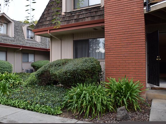 2nd image of 3258 Shadow Park Pl #3258