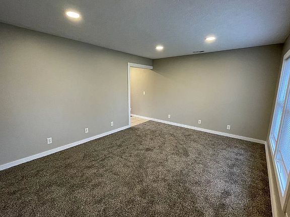 2nd image of 3036 Ute Ln