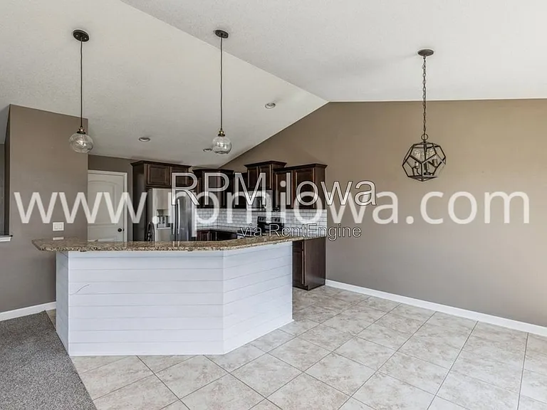 3709 NW Kline St — Photo 6
