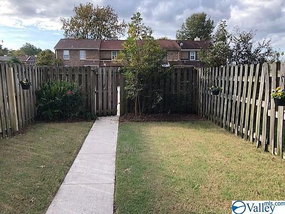 2nd image of 11577 Jade Ln SE