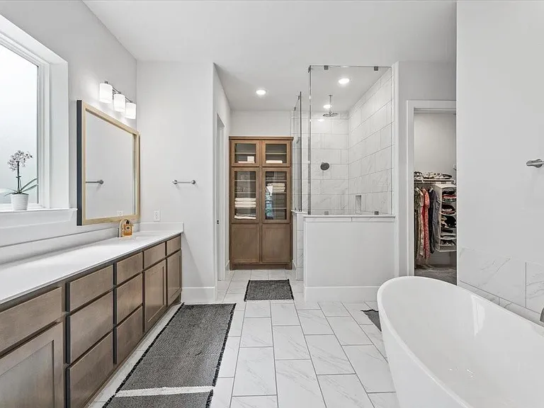 28 Clearview Terrace Pl — Photo 32