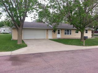 200 N Bridge St, Canton, SD 57013