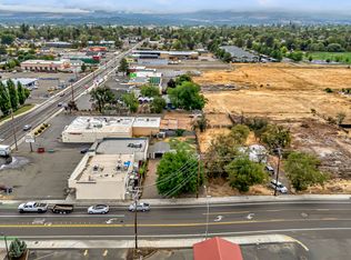 45 Lozier Ln, Medford, OR 97501