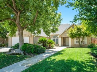 2370 Skansen St, Kingsburg, CA 93631