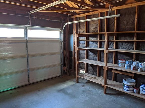 3rd image of 616 Peartree Dr