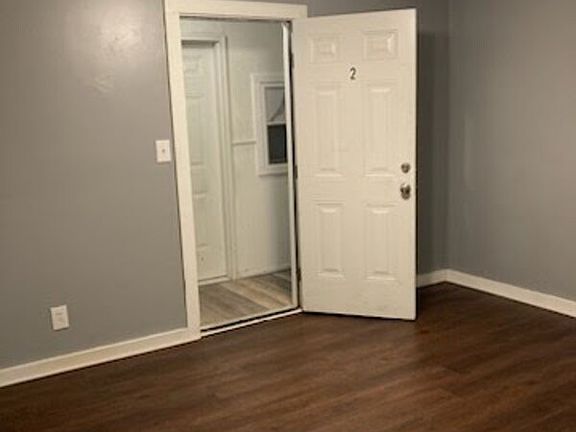2nd image of 408 1st St Unit 2