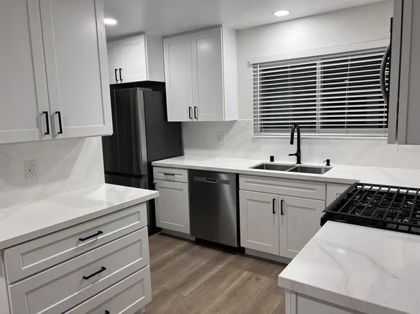 1404 Highridge Dr, Oceanside, CA 92056