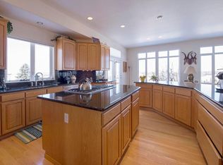 11553 Discovery Heights Cir, Anchorage, AK 99515