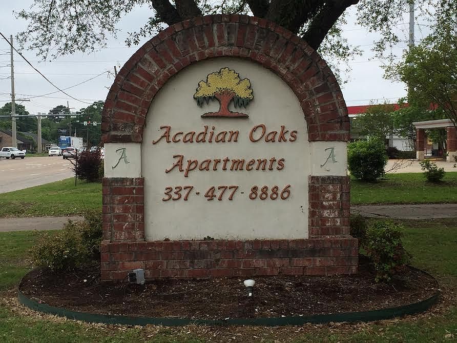 1st image of 710 W McNeese St #40
