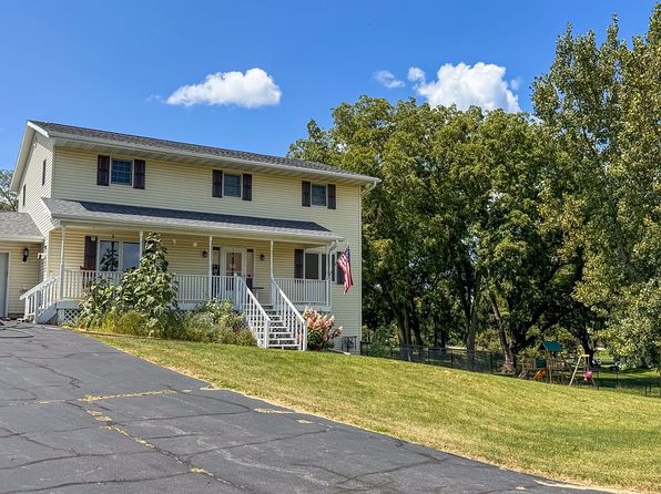 224 Quarry Ln, Orangeville, IL 61060