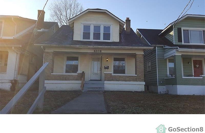 1st image of 4208 Larkwood Ave