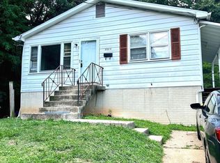 8600 34th Ave, College Park, MD 20740