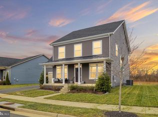 7585 Hancock St, Bealeton, VA 22712