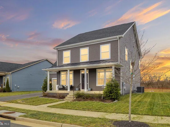 7585 Hancock St, Bealeton, VA 22712