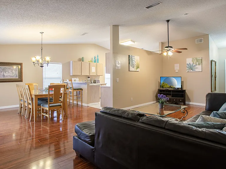 7802 Laurel Oak Ln — Photo 14