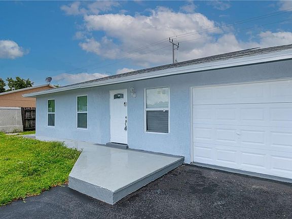 4th image of 640 SW 81st Terrace