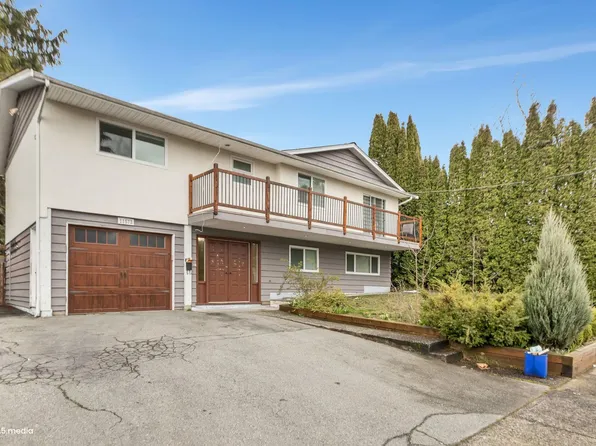 11573 84a Ave, Delta, BC V4C 2S5