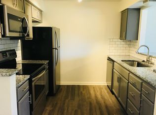 3634 Warwick Blvd APT 2, Kansas City, MO 64111
