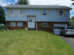 20 Rigi Ct, Selkirk, NY 12158