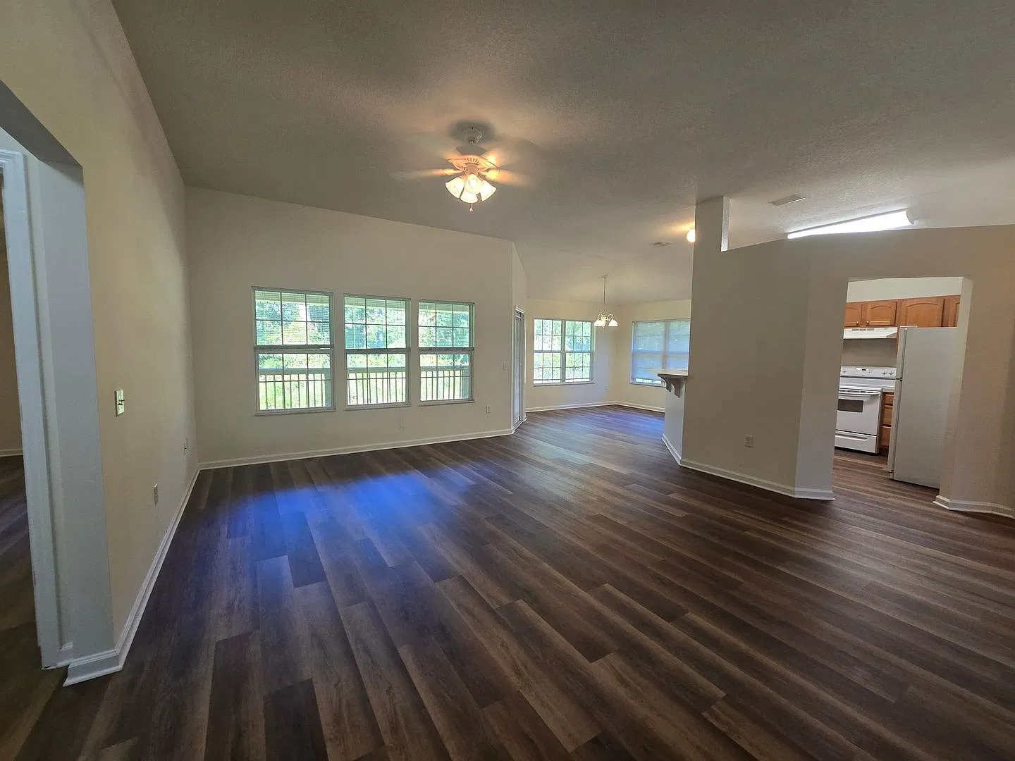 Back on the Market in Lake City - 3/2 Single Family — Photo 2