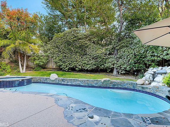 2nd image of 5038 Durant Ct