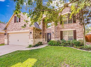 106 Magnolia Grove Ln, Conroe, TX 77384