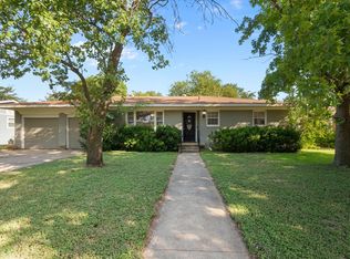 808 Marengo St, Cleburne, TX 76033