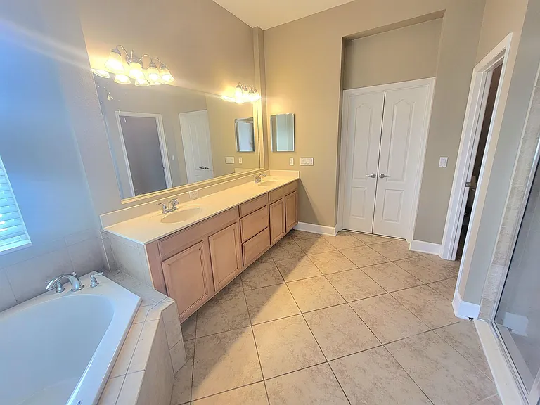 2482 Goldenrod Way #- — Photo 19