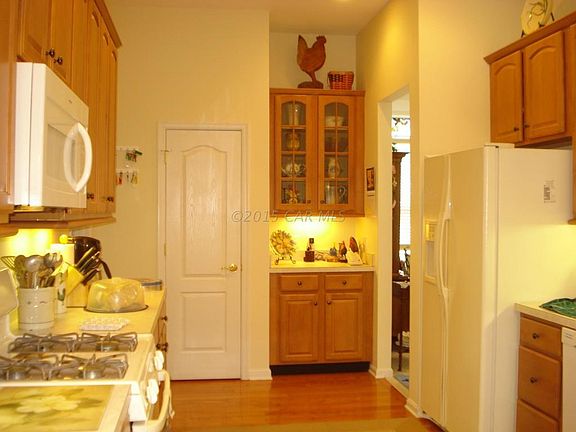 Kitchen to Pantry Area