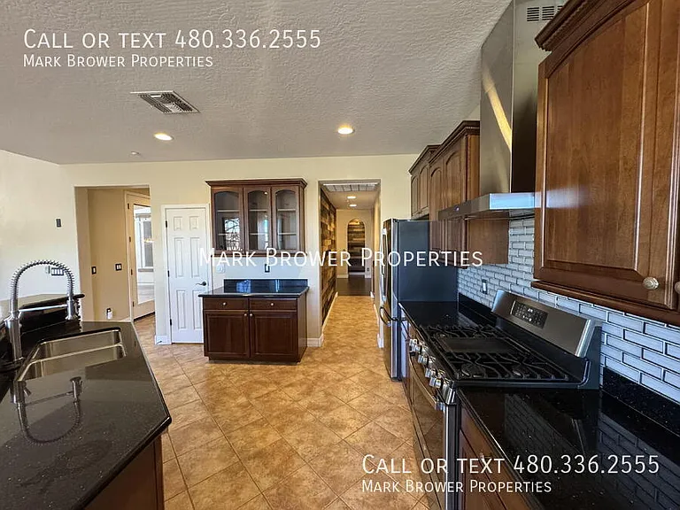 21104 W Sage Hill Rd — Photo 13