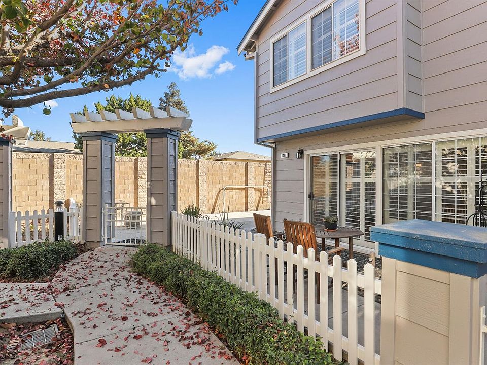 1st image of 1011 Beaconfield Ct #7
