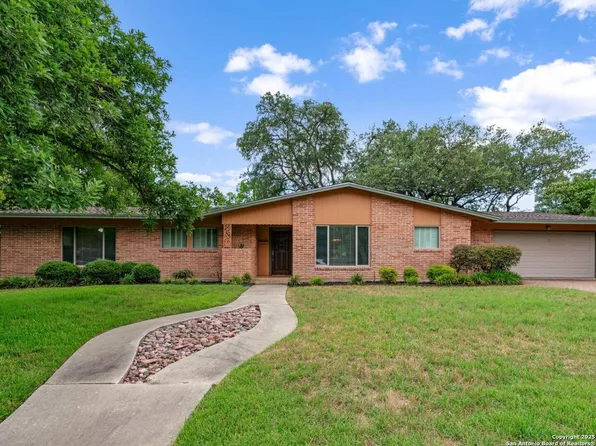 110 Wyndale, San Antonio, TX 78209