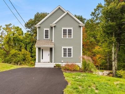 38 Cranesbill Rd, Taunton, MA, 02780