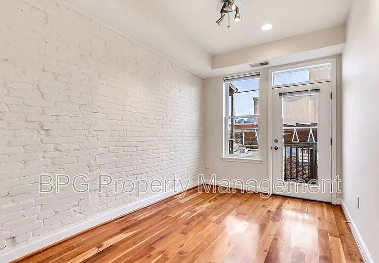 1643 13th St NW #2 — Photo 19
