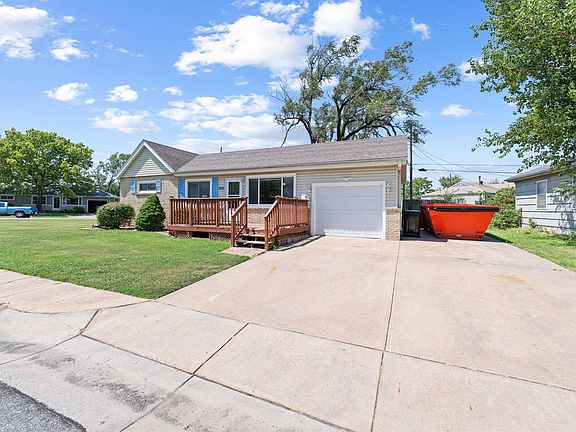 2nd image of 1300 Dover Dr