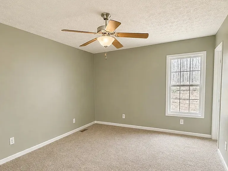 1164 Bert Moorhead Rd — Photo 10