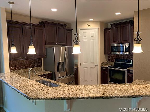 4th image of 3811 Calliope Ave