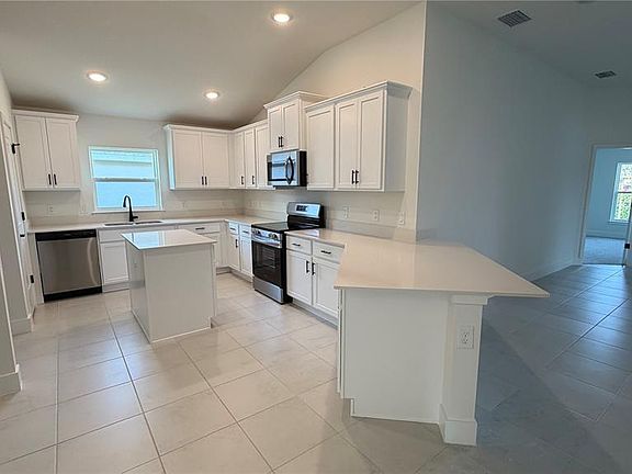 2nd image of 2500 Averland Loop