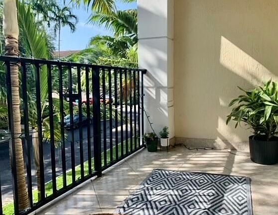 5th image of 3126 N Oasis Dr
