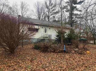 4225 Treat Hwy, Adrian, MI