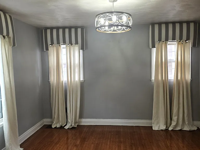 110 E Morris Ave — Photo 7