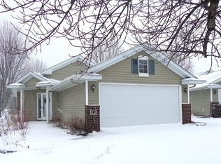 146 Garner Cir, Montrose, MN 55363