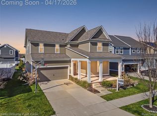 50594 Paine St, Canton, MI 48188